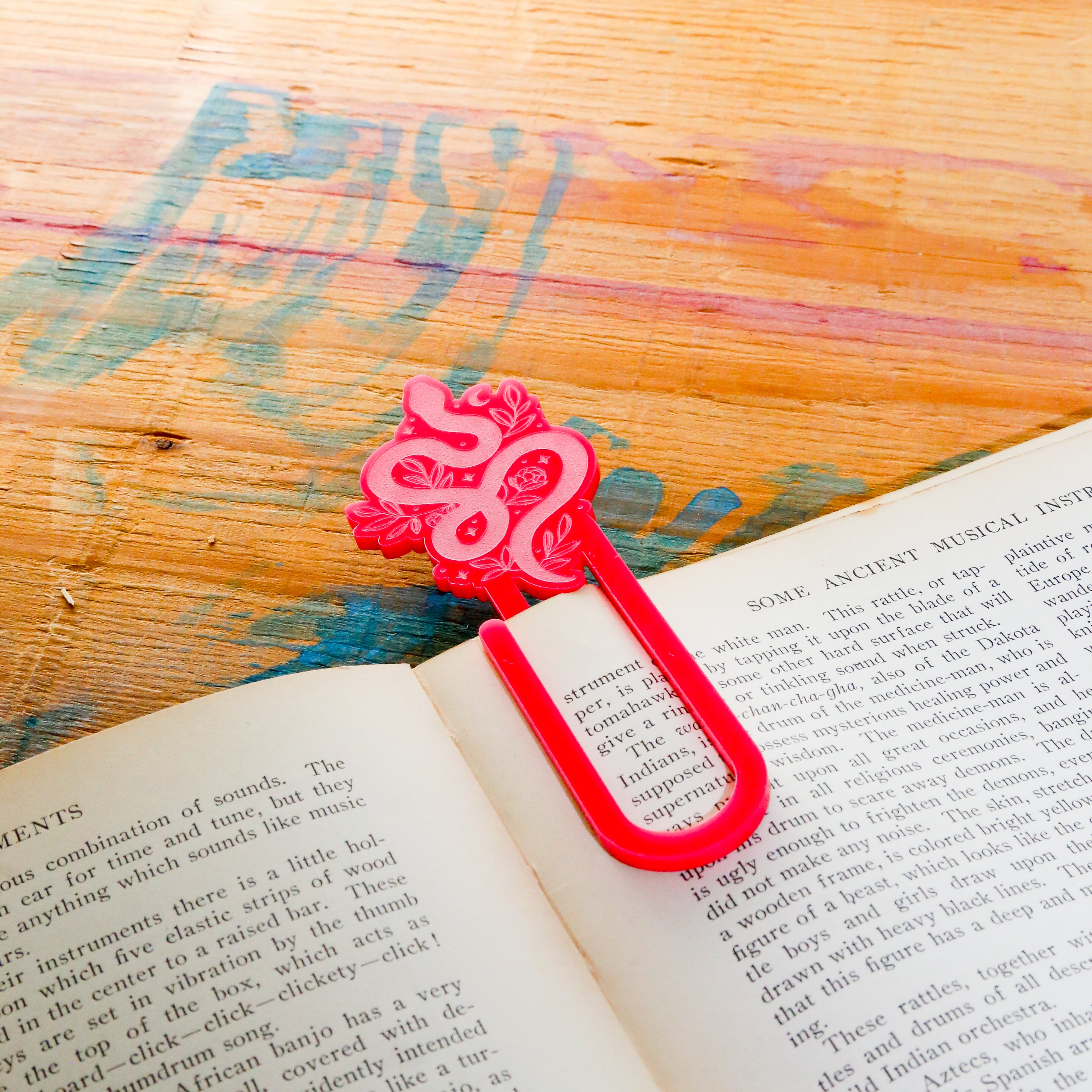 ⚡Jumbo Paperclip Bookmark